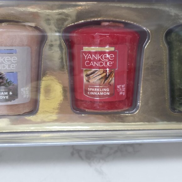Yankee Candle Votive Candles Sampler Gift Set 4 Pack Christmas Holiday 1.7oz NEW - Picture 5 of 11
